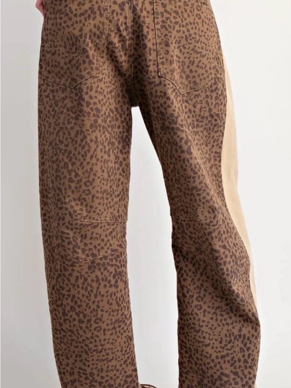 easel Brown Leopard Print Boyfriend Jeans with Tan Side Panels medium - Picture 5 of 5